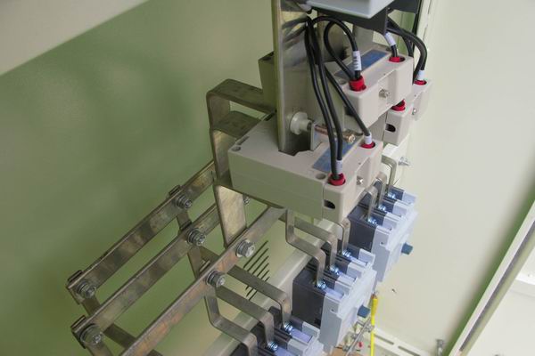 凌云控制箱-3683讲讲控制箱的使用特点